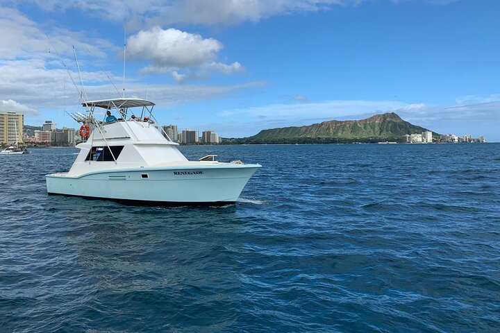 Deep Sea Shared Fishing Charter in Honolulu - Photo 1 of 6